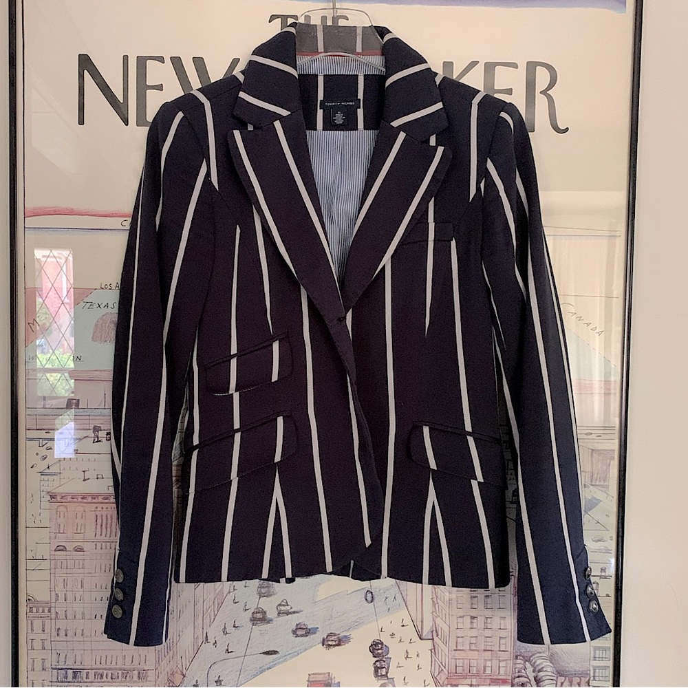 Tommy Hilfiger navy wide stripe blazer with pinstripe lining size M